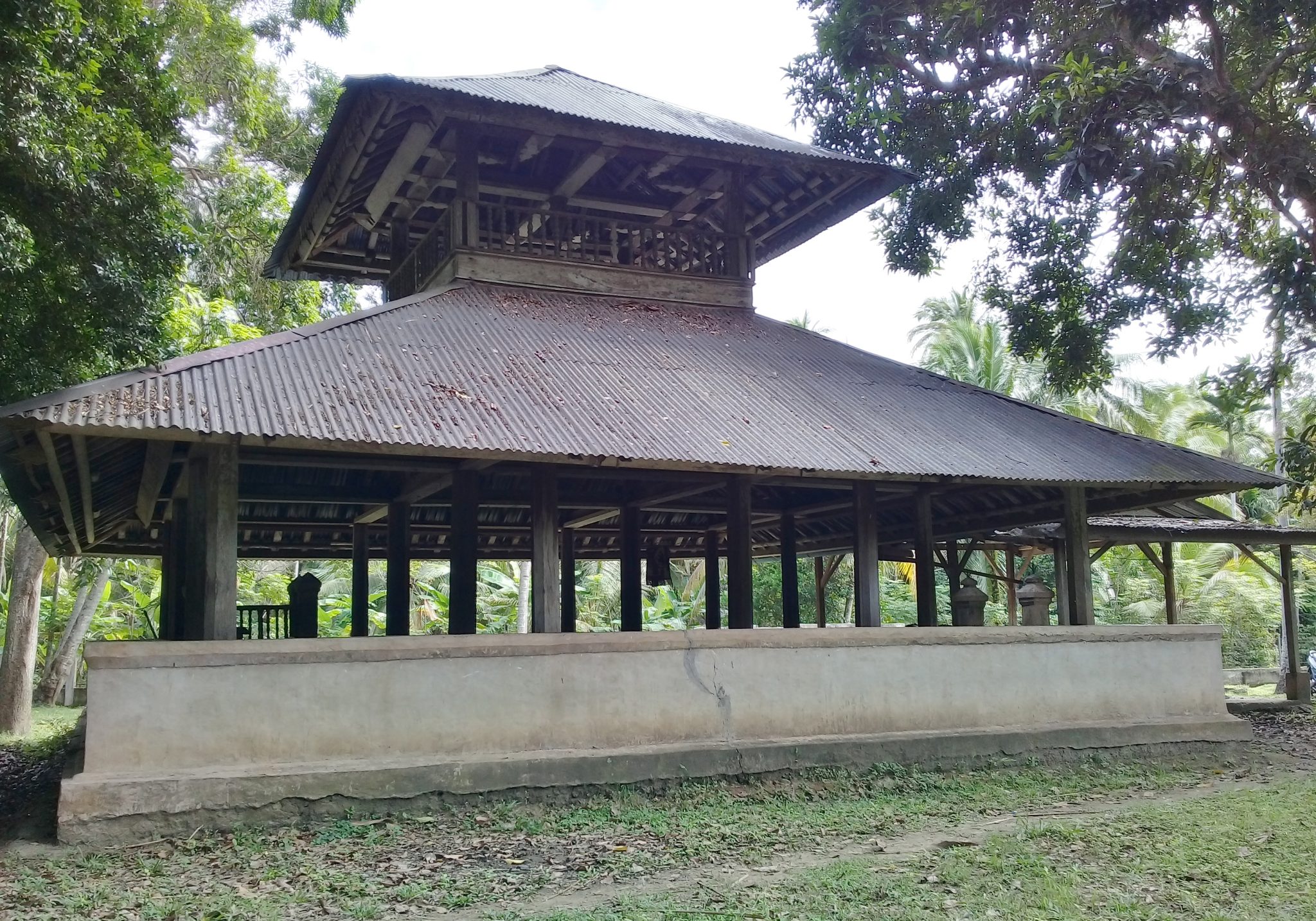 Masjid Tuha Lam  ura  dalam Memori Warga Jurnalis Travel